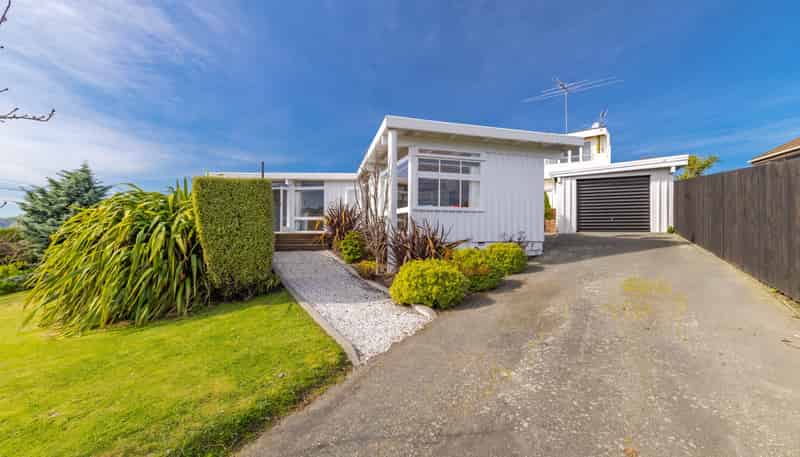 36 Ranui Crescent, Diamond Harbour
