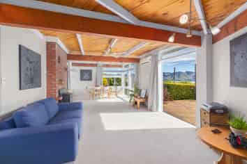 36 Ranui Crescent, Diamond Harbour
