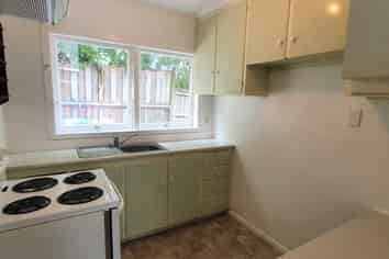 D/8 Fairleigh Ave, Mount Albert