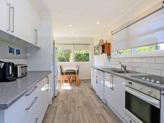 6 Porritt Place, Tamatea