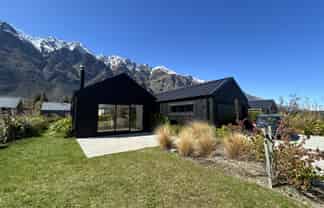 25 Glenfiddich Road, Jacks Point