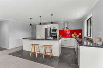 4 Kowi Lakes Drive , One Tree Point