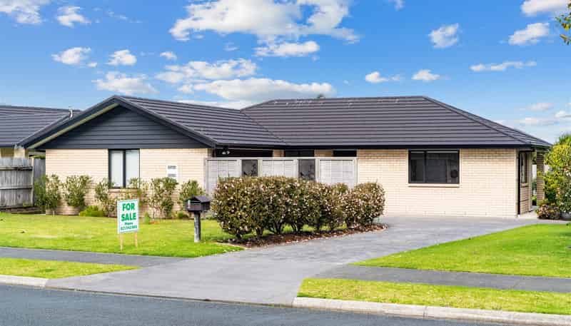 4 Kowi Lakes Drive , One Tree Point