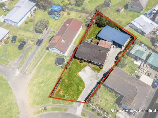 7 Vickers Crescent, Mangere