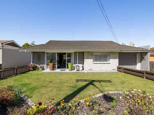 30 Normandy Avenue, Melville