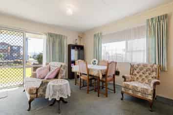 30 Normandy Avenue, Melville