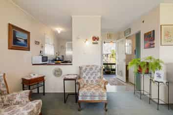 30 Normandy Avenue, Melville