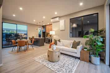 48 Range View Road, Mount Albert