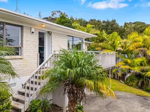 2/18 Simon Ellice Drive, Bayview