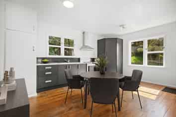 49 Judd Crescent, Naenae