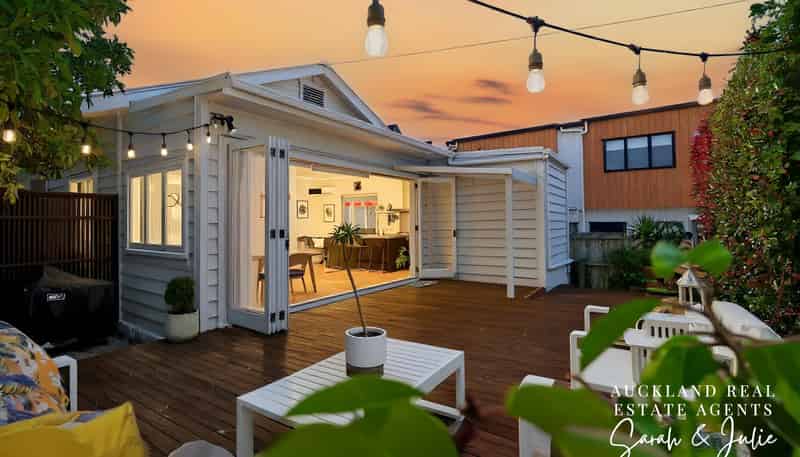 1/4 Walsall Street, Avondale