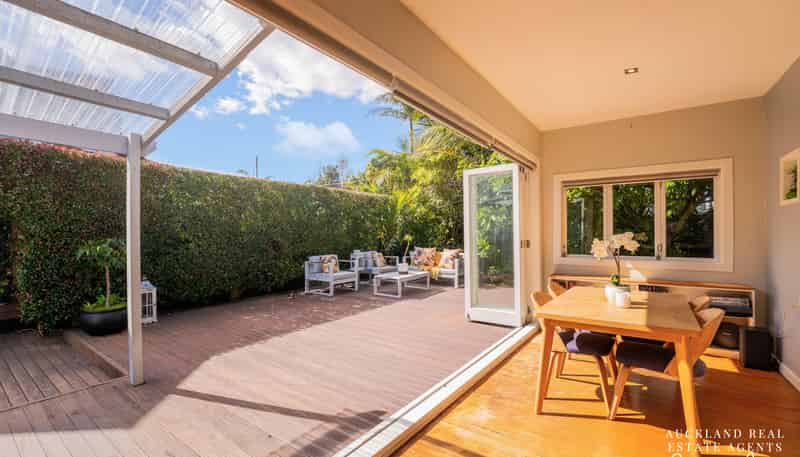 1/4 Walsall Street, Avondale