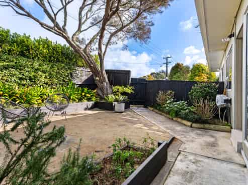 1/174 Birkdale Road, Birkdale