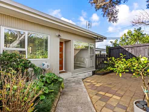1/174 Birkdale Road, Birkdale