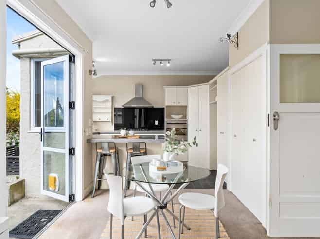 25 Kenmure Road, Belleknowes