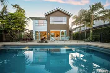 284E Schnapper Rock Road, Albany