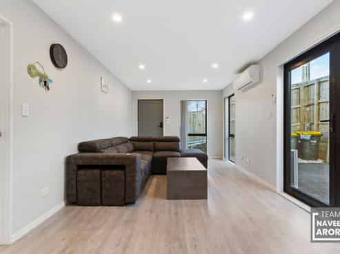 2 Whangamaru Way, Papakura