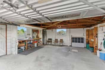 70 Daniels Road, Redwood