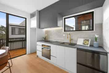 21 Knights Road, Rothesay Bay