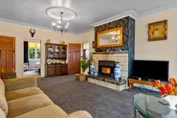 264 Glenbrook Beach Road, Glenbrook