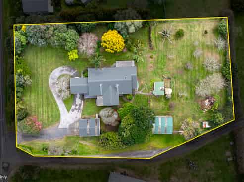 264 Glenbrook Beach Road, Glenbrook