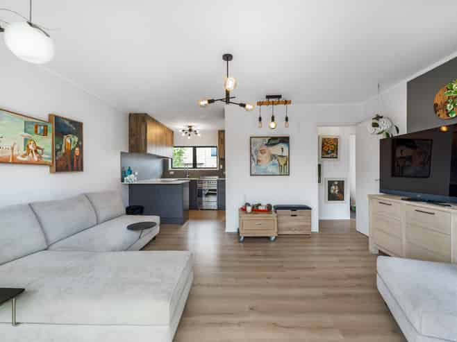 2/1 Forsythe Place, Massey