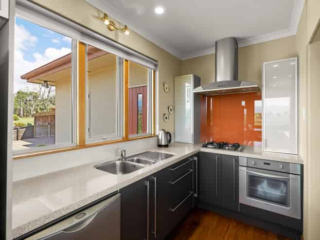 11b Stokes Road, Katikati