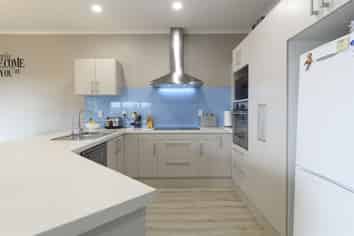 15 Astor Place, Welcome Bay