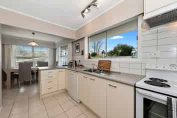 12A Bankwood Road, Whitiora