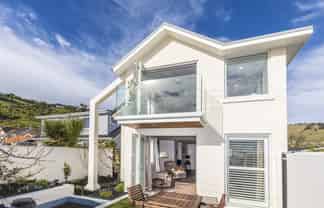 228 Main Road, Redcliffs