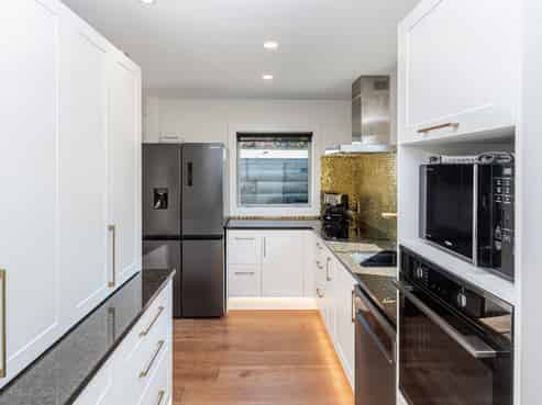 228 Main Road, Redcliffs