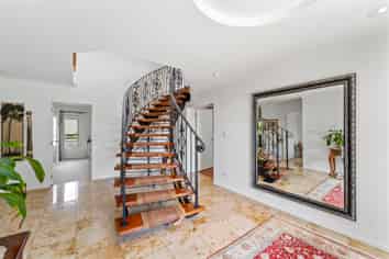 15 Whale Cove, Red Beach