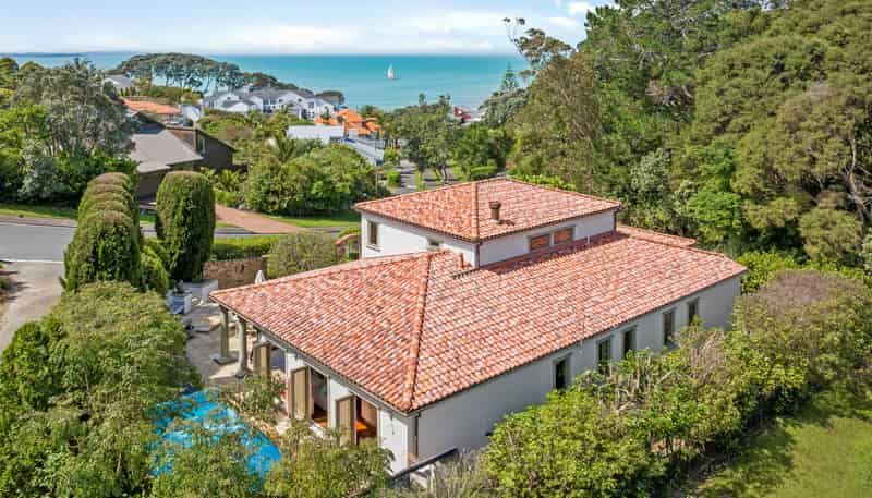 15 Whale Cove, Red Beach