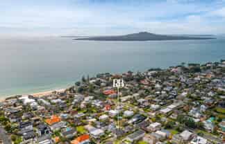 8 Brown Street, Hauraki