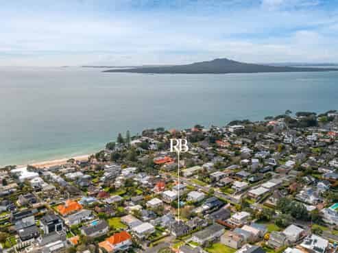 8 Brown Street, Hauraki