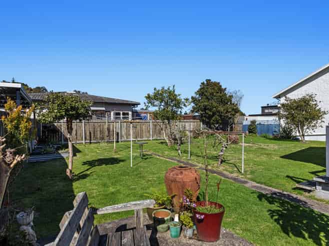 17 and 17A Louvain Street, Whakatane