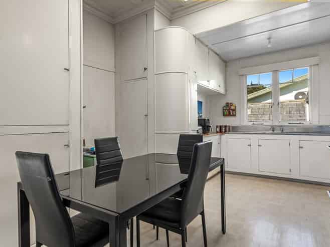 17 and 17A Louvain Street, Whakatane