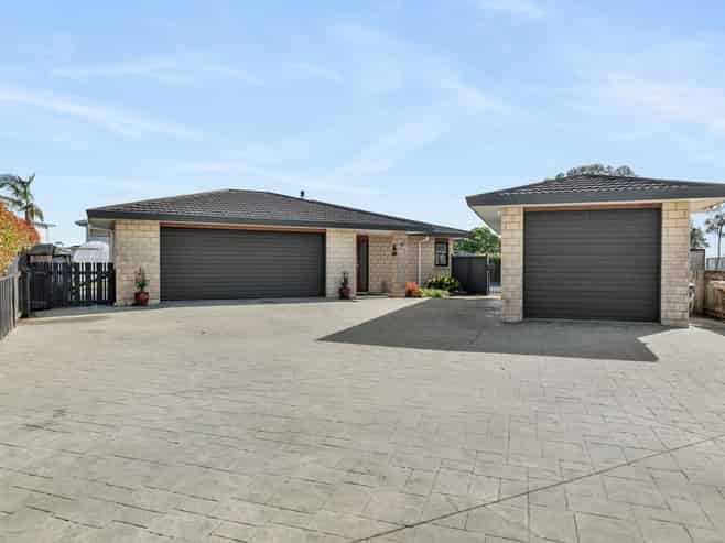 44 Bermuda Place, One Tree Point