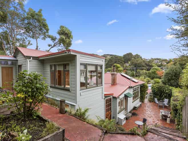 2 Bacon Street, Broad Bay