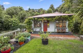 2 Bacon Street, Broad Bay