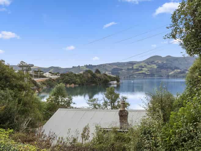 2 Bacon Street, Broad Bay