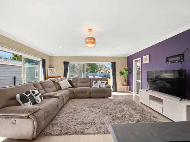 24 King Edward Street, Lansdowne