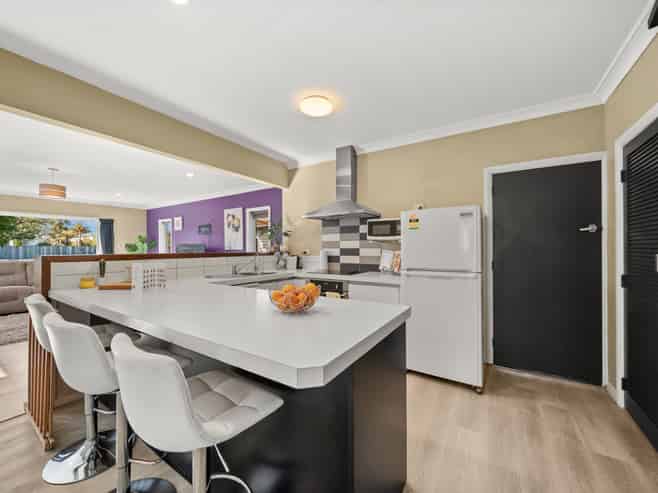 24 King Edward Street, Lansdowne