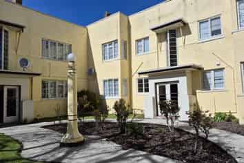 5/334 Dee Street, Avenal