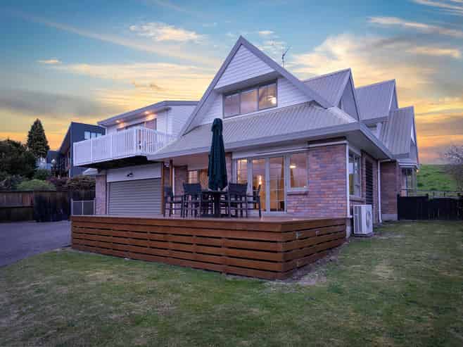 15 Marlowe Drive, Cambridge