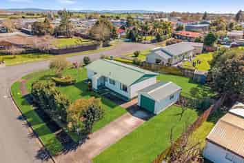 2 Walton Place, Ngatea