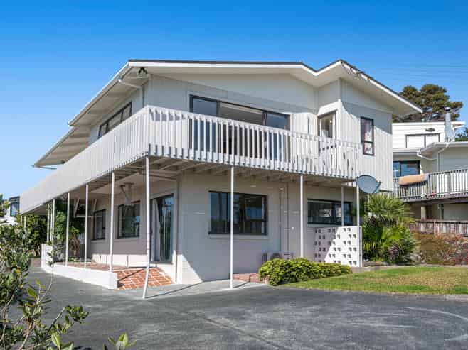 22 Alexander Road, Algies Bay