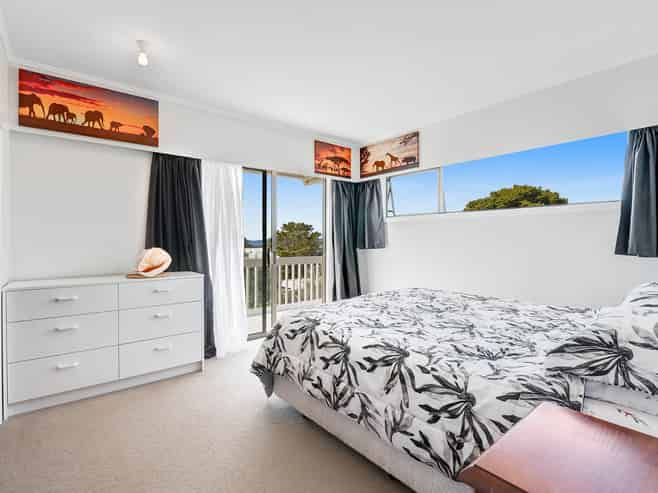 22 Alexander Road, Algies Bay