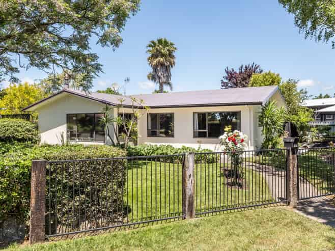 105 Middle Road, Havelock North