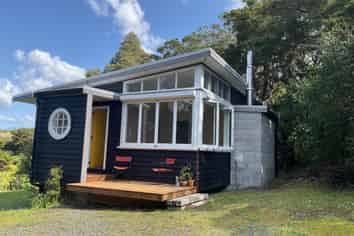 27 Matheson Bay Road, Leigh